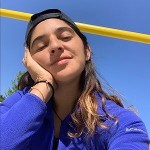 Meet your Posher, Valeria